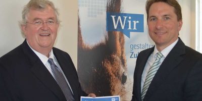 IHK-Präsident Martin Schlichter und IHK-Hauptgeschäftsführer Marco Graf